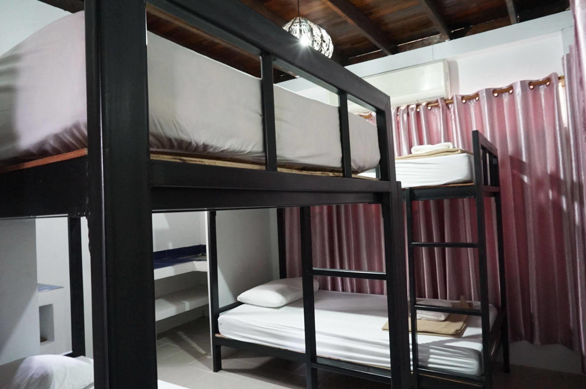 Baan Park Raak Backpacker Hostel Τσιάνγκ Μάι Εξωτερικό φωτογραφία